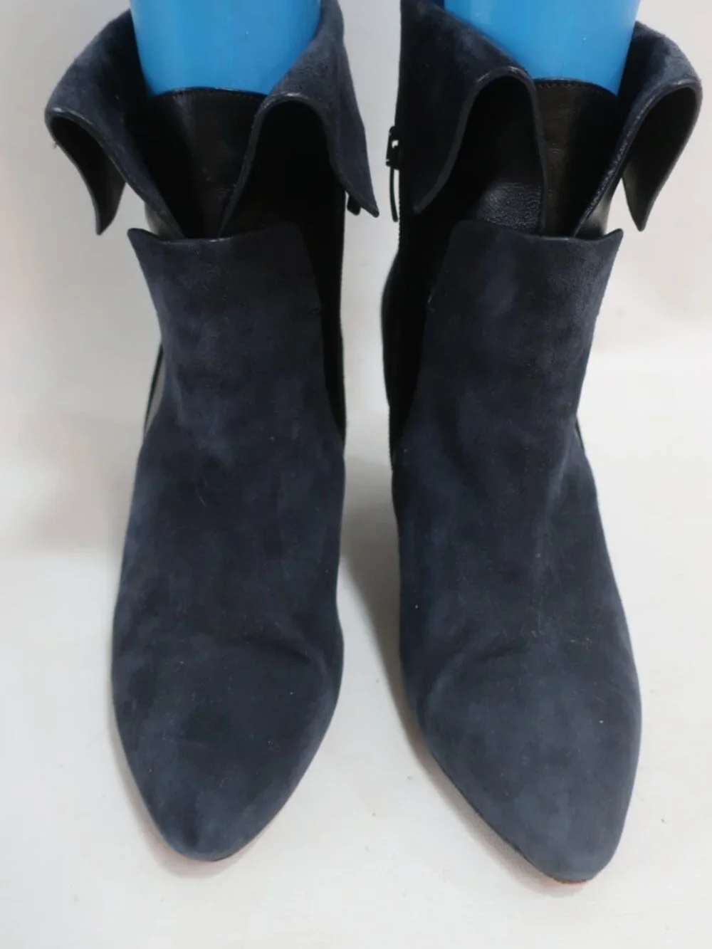 Womens Veronica Beard Laurel Navy Suede Cone Heeled Ankle Booties 38 US/7.5